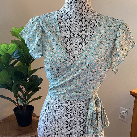 Shein Blue Floral Ruffle Sleeve Wrap Top - Picture 2 of 7